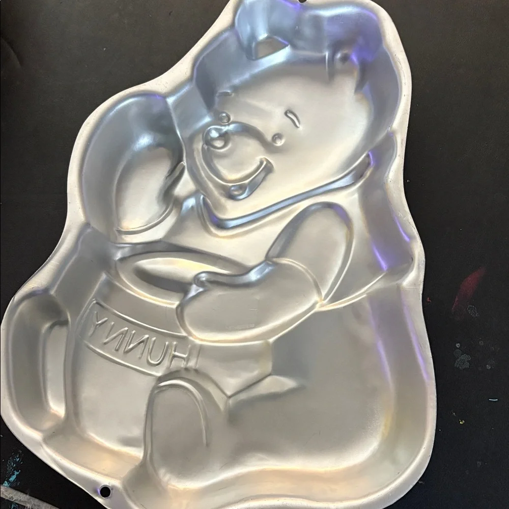 Wilton Disney Winnie the Pooh Bear Cake Mold